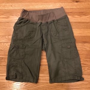 🚫DONATED🚫Motherhood maternity shorts